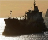 رویترز: بازار جهانی نفت نیمه ۲۰۱۴ بخاطر تحریم ایران دچار تنگنا می‌شود