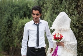 کامیون: خانه بخت عروس و داماد  سیستانی