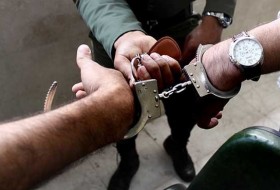 یک قاچاقچی سابقه دار در ایرانشهر دستگیر شد