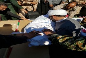پیکرپاک 2 شهید گمنام دفاع مقدس درشهرستان  هامون تشییع و خاکسپاری شد+تصاویر