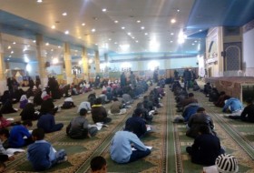 بزرگترین آزمون سراسری حفظ قرآن مجید درشهرستان زابل برگزارشد+تصاویر