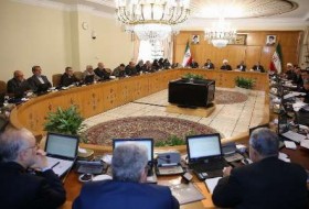 روحانی: امیدوارم حاصل این استیضاح هماهنگی بیشتر بین دو قوه و سرعت دراجرای سیاست های وزارت راه و شهرسازی باشد