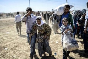 بیش از پنج هزار سوری از مناطق تحت تسلط داعش خارج شدند