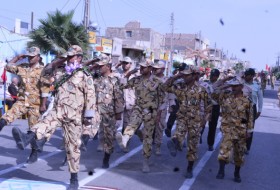 مراسم رژه روز ارتش در زابل +تصاویر