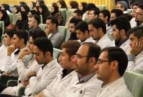 دانشجویان افغانی از مهر ماه در دانشگاه علوم‌پزشکی زابل تحصیل خواهند کرد
