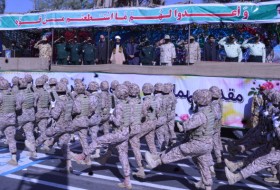 رژه نیروهای مسلح در زابل برگزار شد+تصاویر