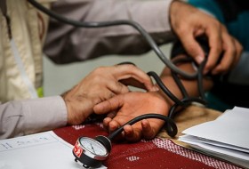 ویزیت رایگان بیش از  300 بیمار نیازمند در روستاهای سیستان