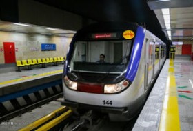 شکل‌گیری شغل جدید زنانه در مترو تهران