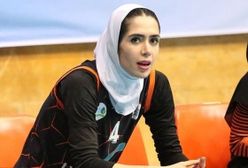 گالاتاسرای دختر ایرانی را به خاطر حجابش نخواست