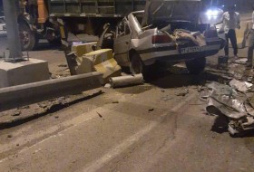 2 کشته و مجروح در برخورد خودرو سواری با کامیون