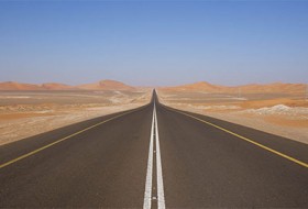 مردم سیستان و بلوچستان خواستار اتمام جاده مرگ/پروژه آسفالت 17 کیلومتر از جاده زابل به زاهدان آغاز شد