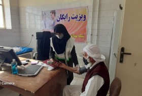 ویزیت رایگان بیش از ۹۰۰نفر در شهرستان زابل توسط بسیج جامعه پزشکی/ ارائه خدمات برای بهبود رفاه و آسایش زندگی جامعه است